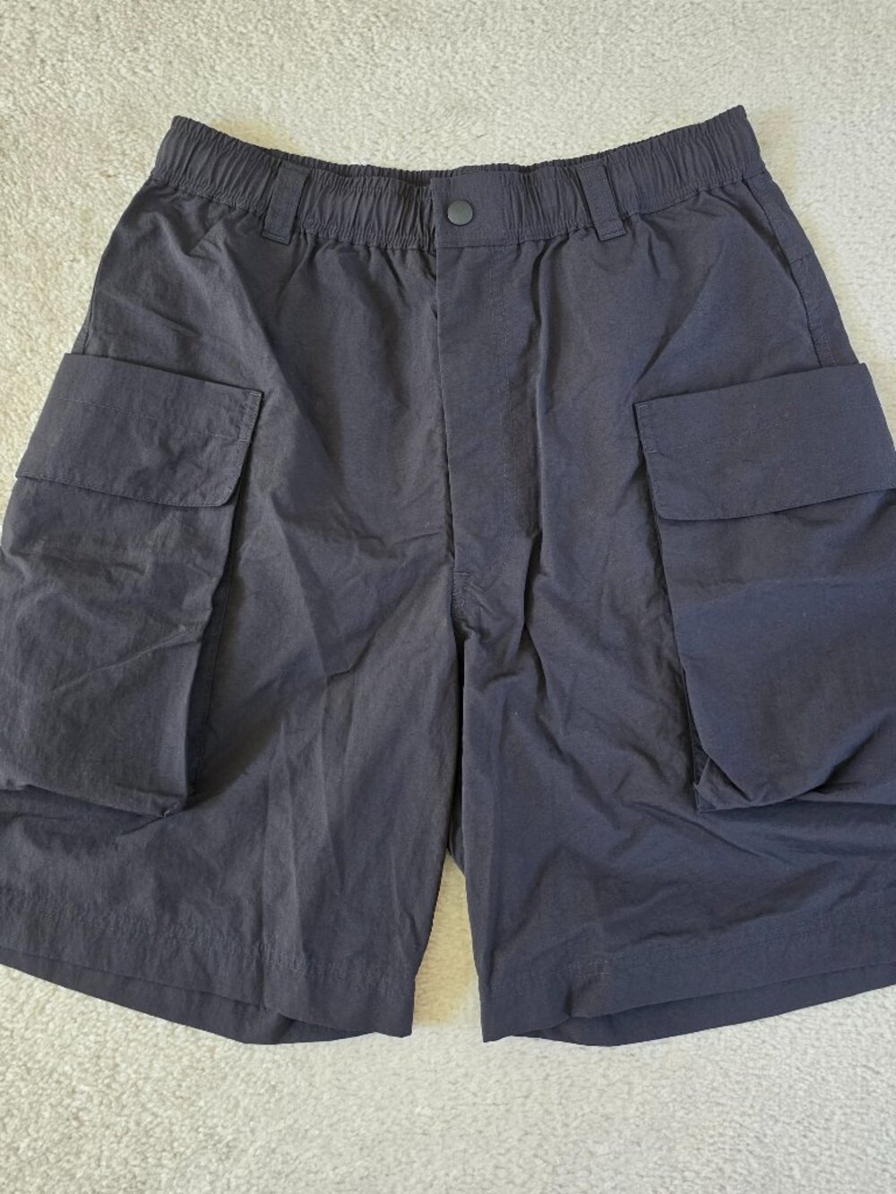 NWOT Uniqlo U Parachute Cargo Shorts Size Small Black 26.5-30 Waist